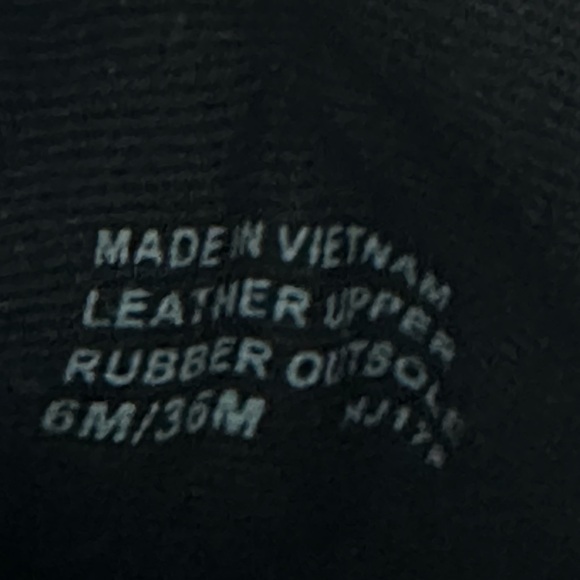 Michael Kors Fur Maven Embossed Leather slip-on sneakers Size 6 - Picture 7 of 8